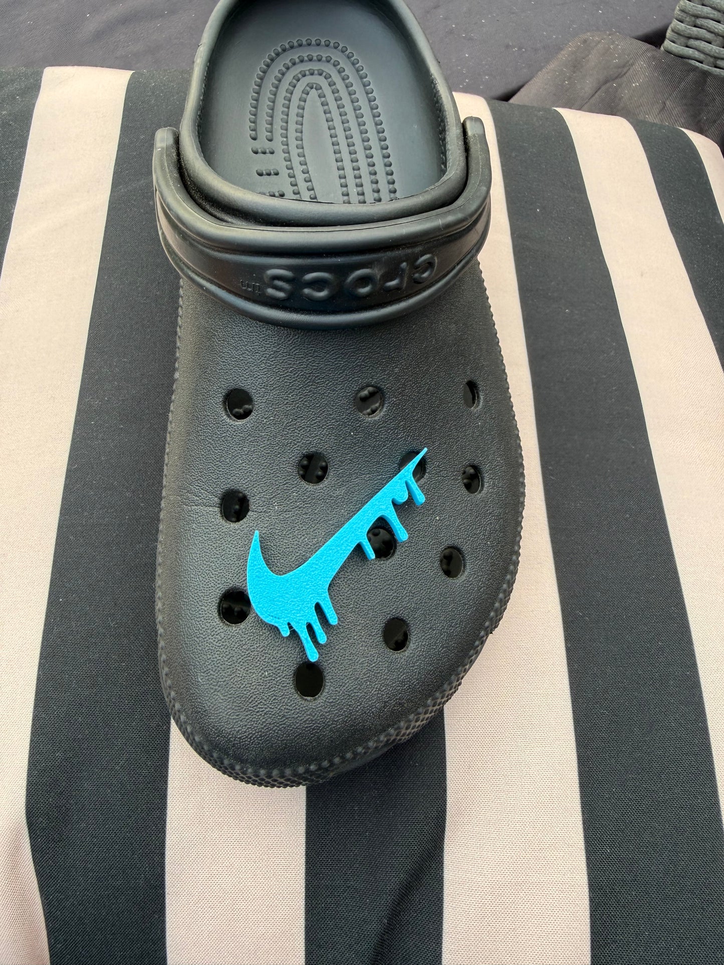 Shoe charm