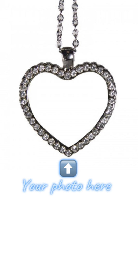 Heart photo chain